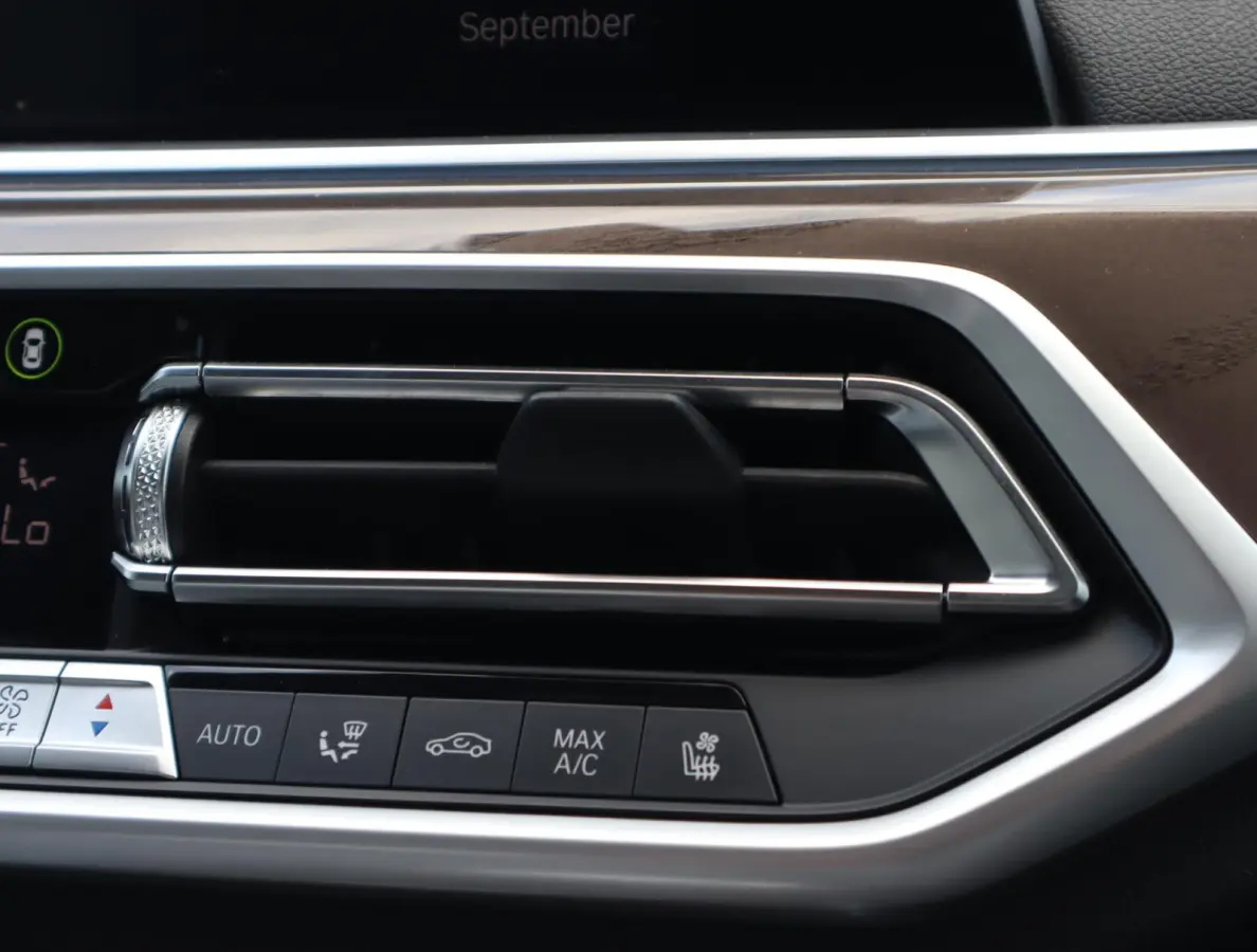 xDrive45e M Sport | Pano | Stoel ventilatie | Comfort Stoelen| ACC | HUD | 360 Camera
