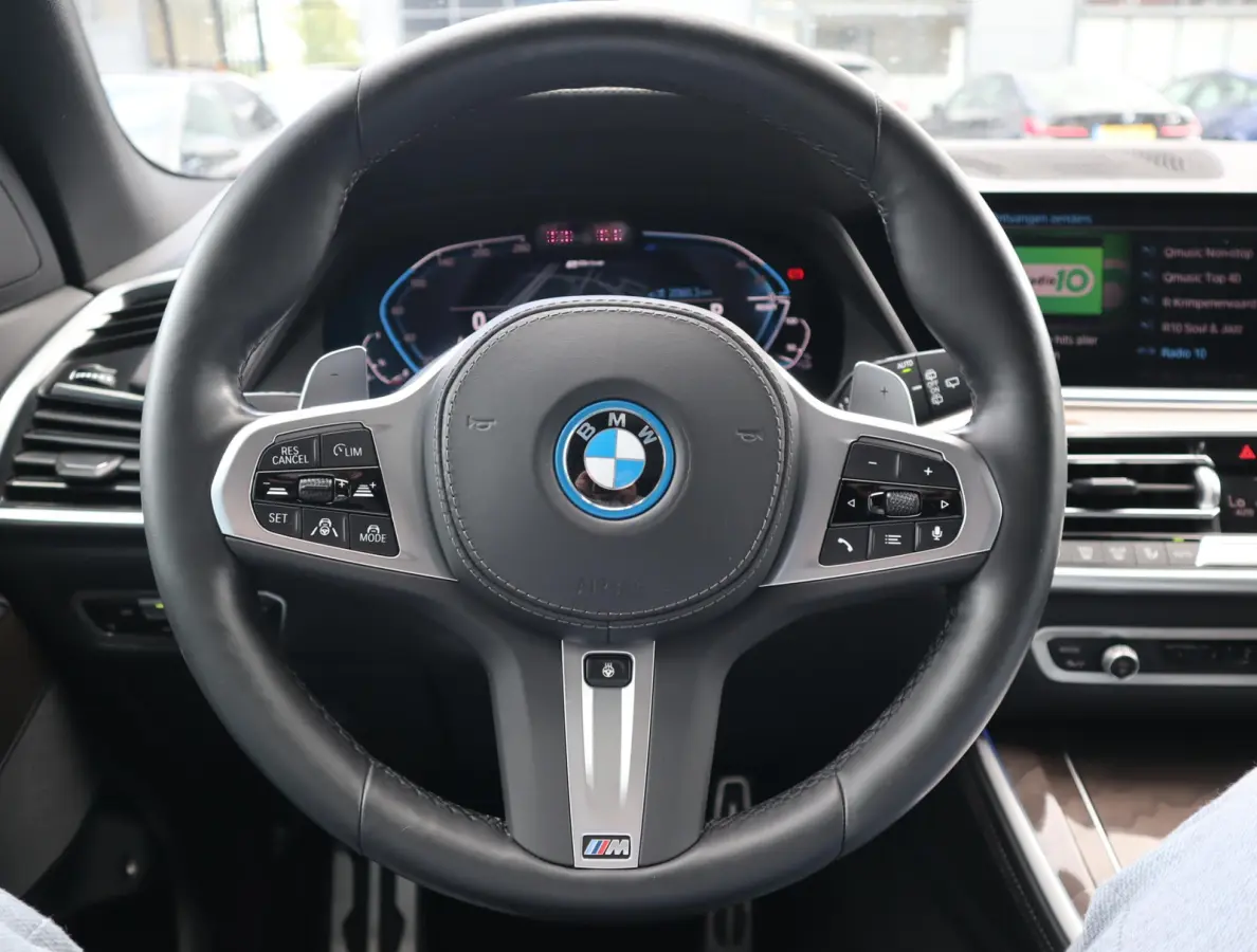 xDrive45e M Sport | Pano | Stoel ventilatie | Comfort Stoelen| ACC | HUD | 360 Camera