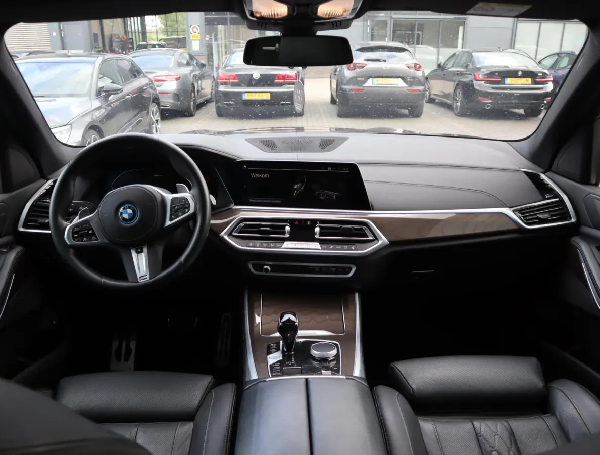 xDrive45e M Sport | Pano | Stoel ventilatie | Comfort Stoelen| ACC | HUD | 360 Camera