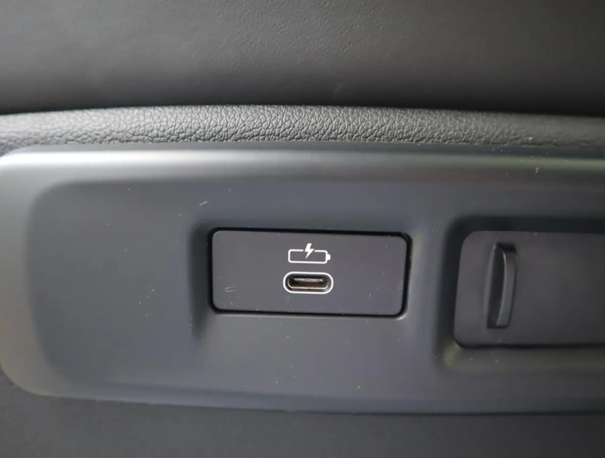 xDrive45e M Sport | Pano | Stoel ventilatie | Comfort Stoelen| ACC | HUD | 360 Camera