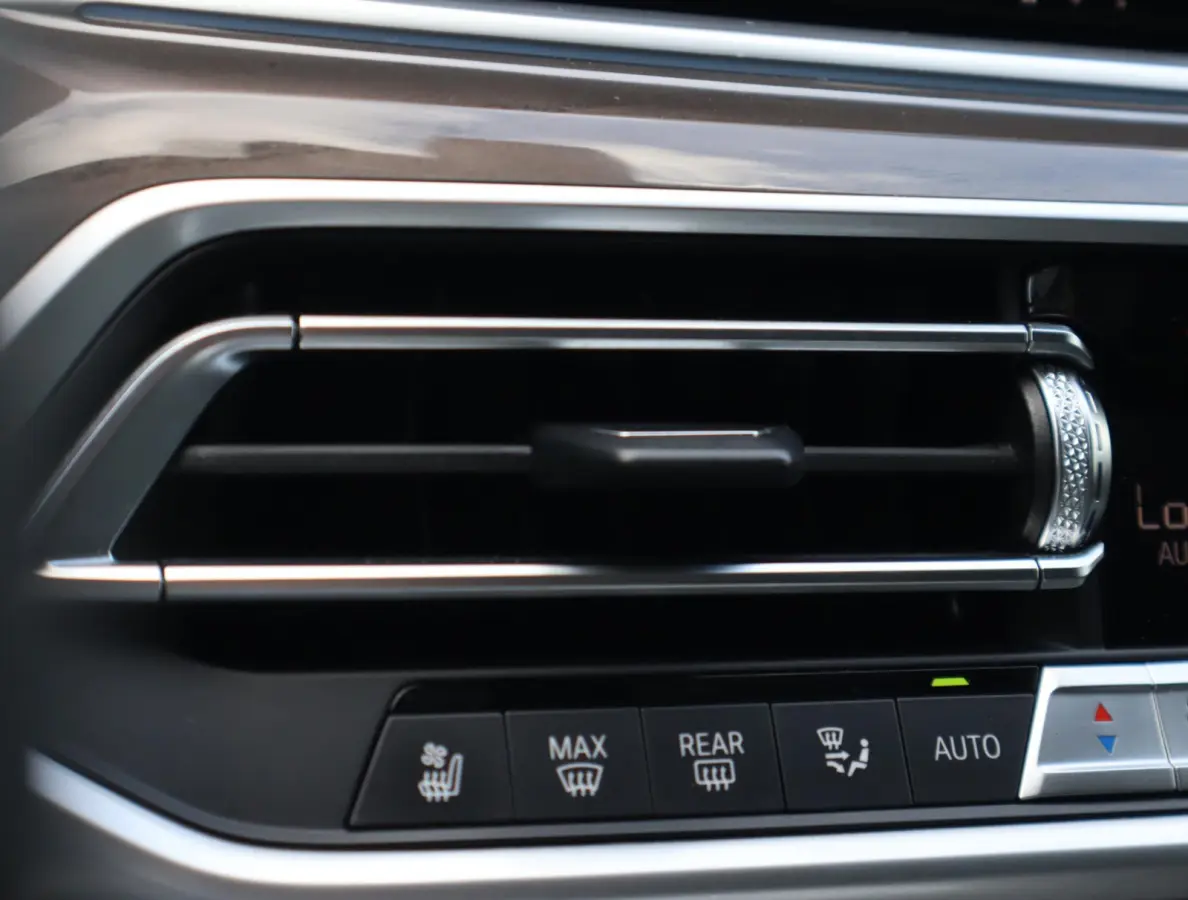 xDrive45e M Sport | Pano | Stoel ventilatie | Comfort Stoelen| ACC | HUD | 360 Camera