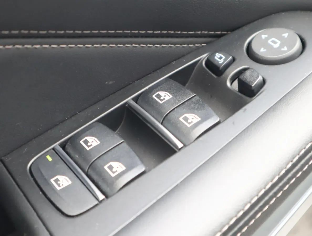 xDrive45e M Sport | Pano | Stoel ventilatie | Comfort Stoelen| ACC | HUD | 360 Camera