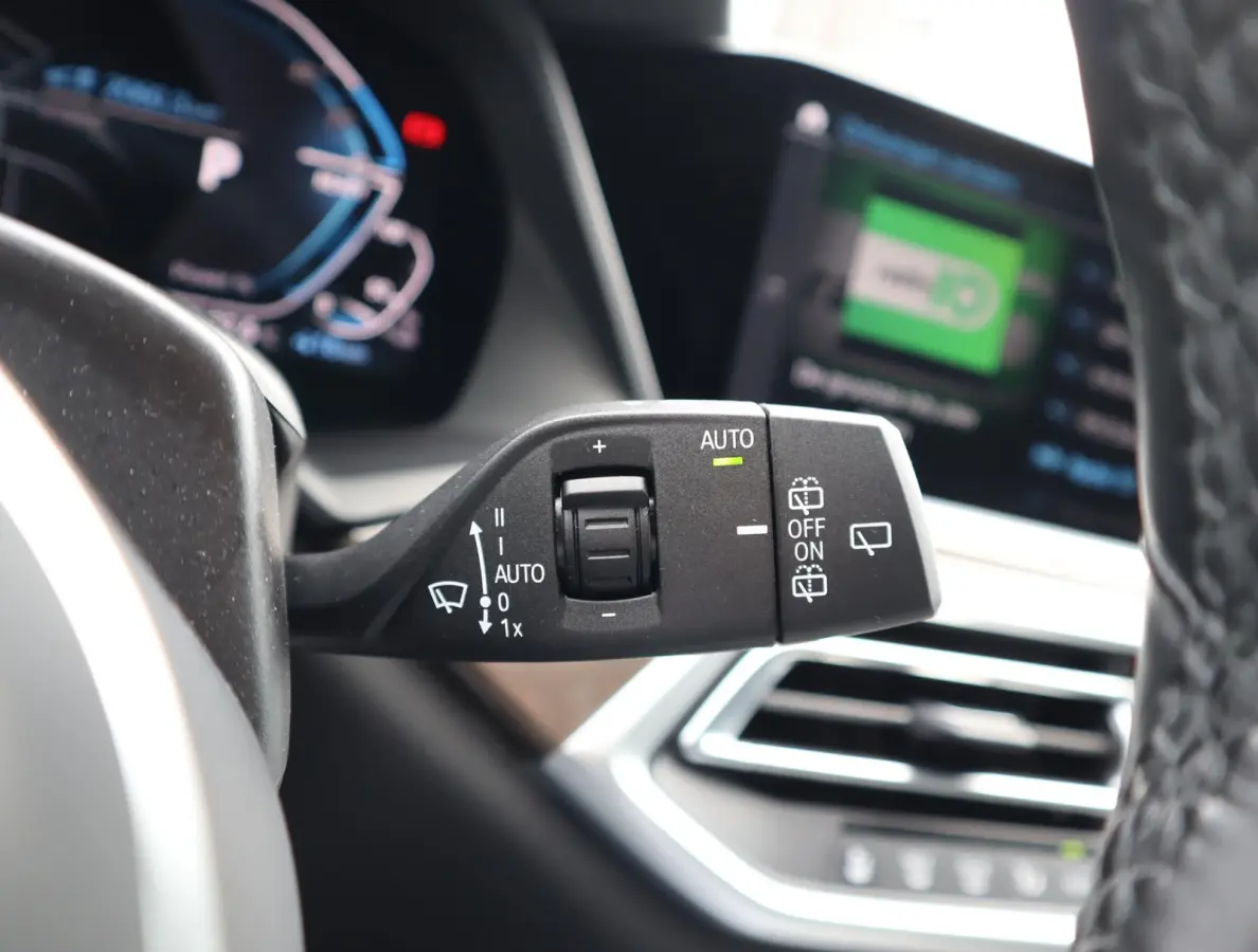 xDrive45e M Sport | Pano | Stoel ventilatie | Comfort Stoelen| ACC | HUD | 360 Camera