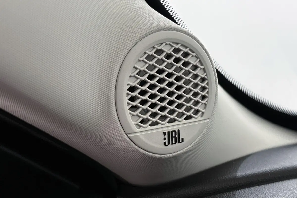 1.2 e-Hybrid Altitude JBL Keyless Elektrische Achterklep