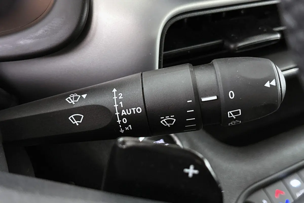 1.2 e-Hybrid Altitude JBL Keyless Elektrische Achterklep