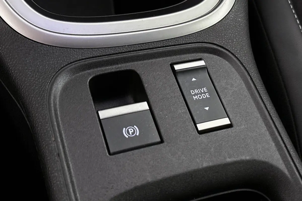 1.2 e-Hybrid Altitude JBL Keyless Elektrische Achterklep