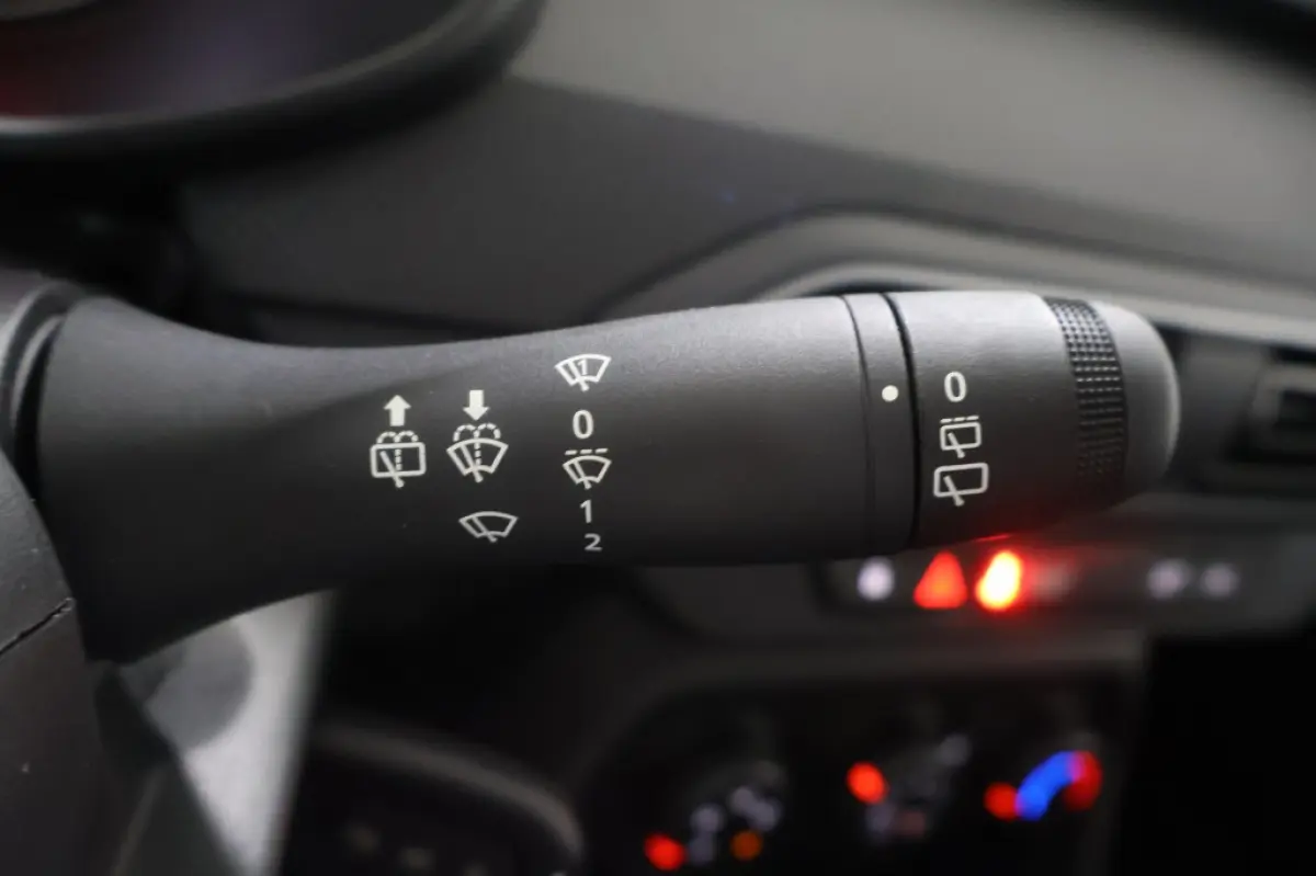 1.0 TCe E-G Essential
