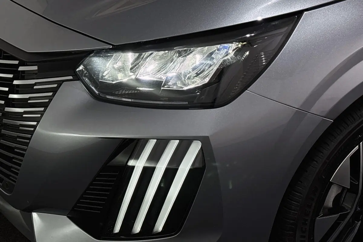 1.2 Hybrid 110 e-DCS6 Allure NL Auto Apple CarPlay Parkeersensoren