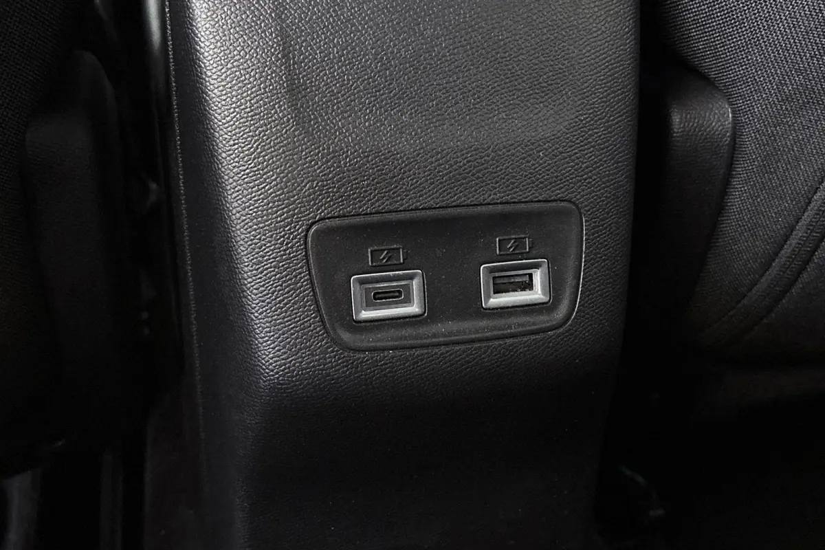 1.2 Hybrid 110 e-DCS6 Allure NL Auto Apple CarPlay Parkeersensoren