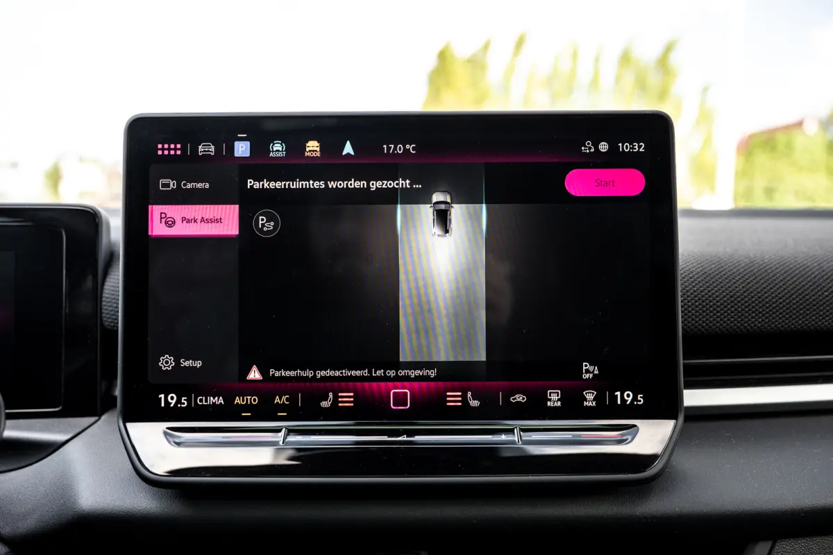 1.5 eTsi R-Line First Edition Pano/360/Trekhaak/HUD