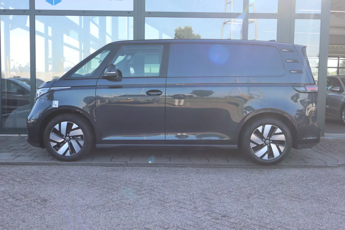 Bulli Limited edition 79 kWh | Achteruitrijcamera | Apple Carplay/Android Auto|telefoonintegratie premium | Cruise control adaptief met Stop&Go en stuurhulp