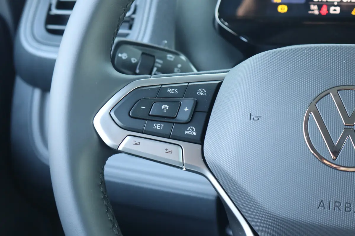 Bulli Limited edition 79 kWh | Achteruitrijcamera | Apple Carplay/Android Auto|telefoonintegratie premium | Cruise control adaptief met Stop&Go en stuurhulp