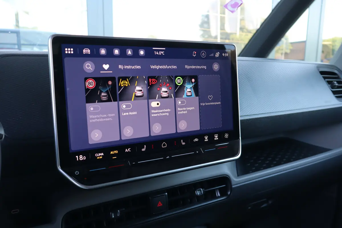 Bulli Limited edition 79 kWh | Achteruitrijcamera | Apple Carplay/Android Auto|telefoonintegratie premium | Cruise control adaptief met Stop&Go en stuurhulp