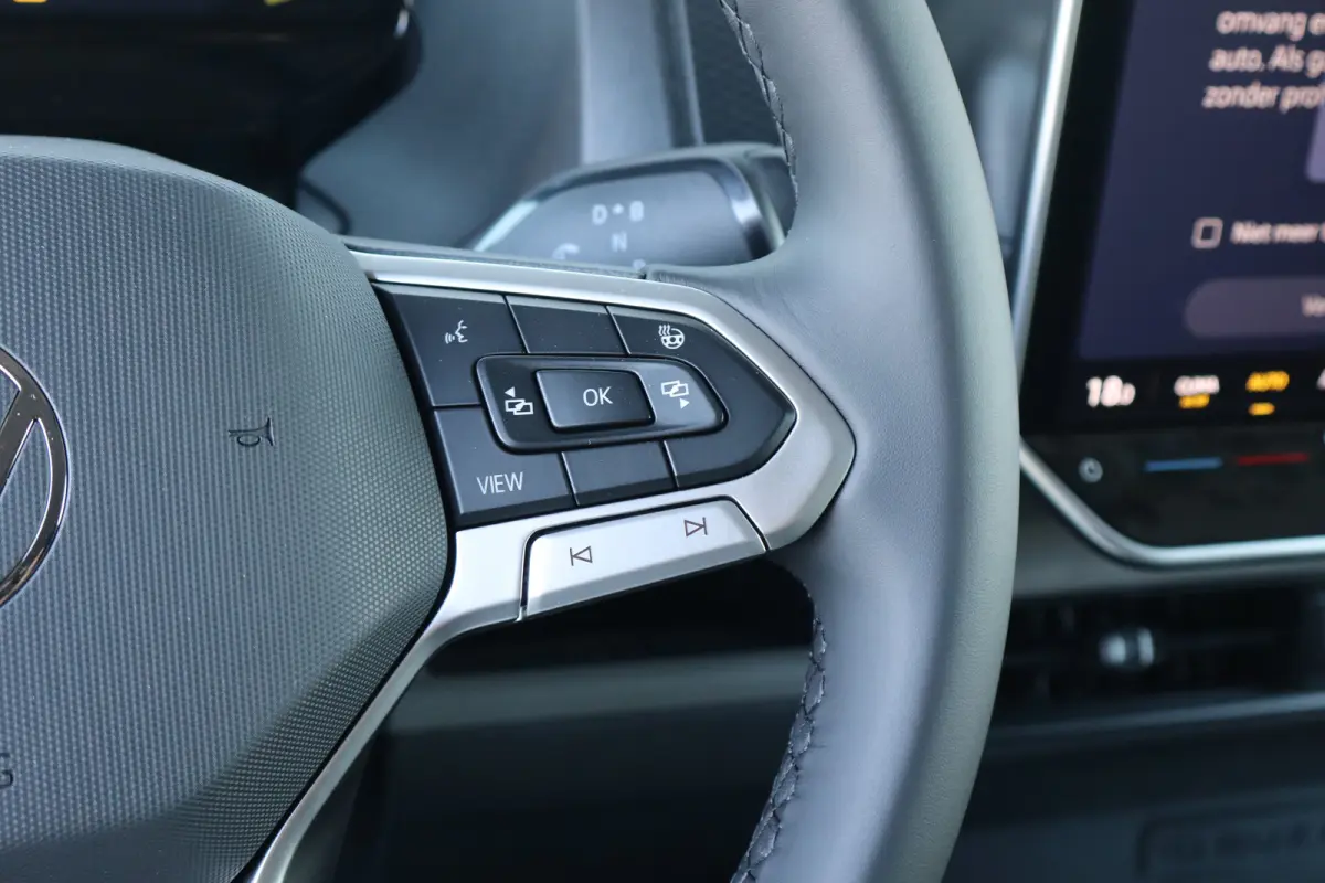 Bulli Limited edition 79 kWh | Achteruitrijcamera | Apple Carplay/Android Auto|telefoonintegratie premium | Cruise control adaptief met Stop&Go en stuurhulp