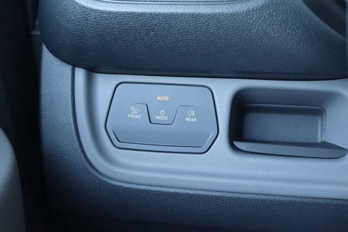 Bulli Limited edition 79 kWh | Achteruitrijcamera | Apple Carplay/Android Auto|telefoonintegratie premium | Cruise control adaptief met Stop&Go en stuurhulp