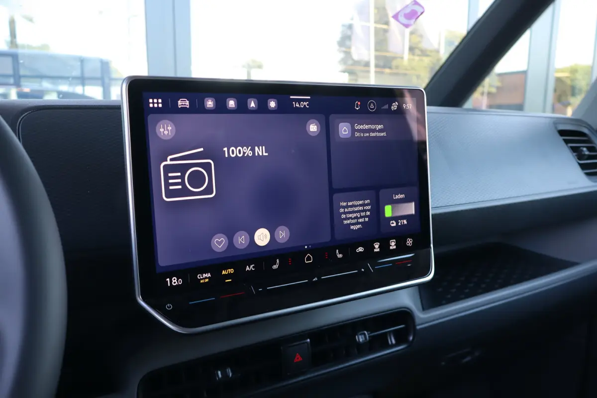 Bulli Limited edition 79 kWh | Achteruitrijcamera | Apple Carplay/Android Auto|telefoonintegratie premium | Cruise control adaptief met Stop&Go en stuurhulp