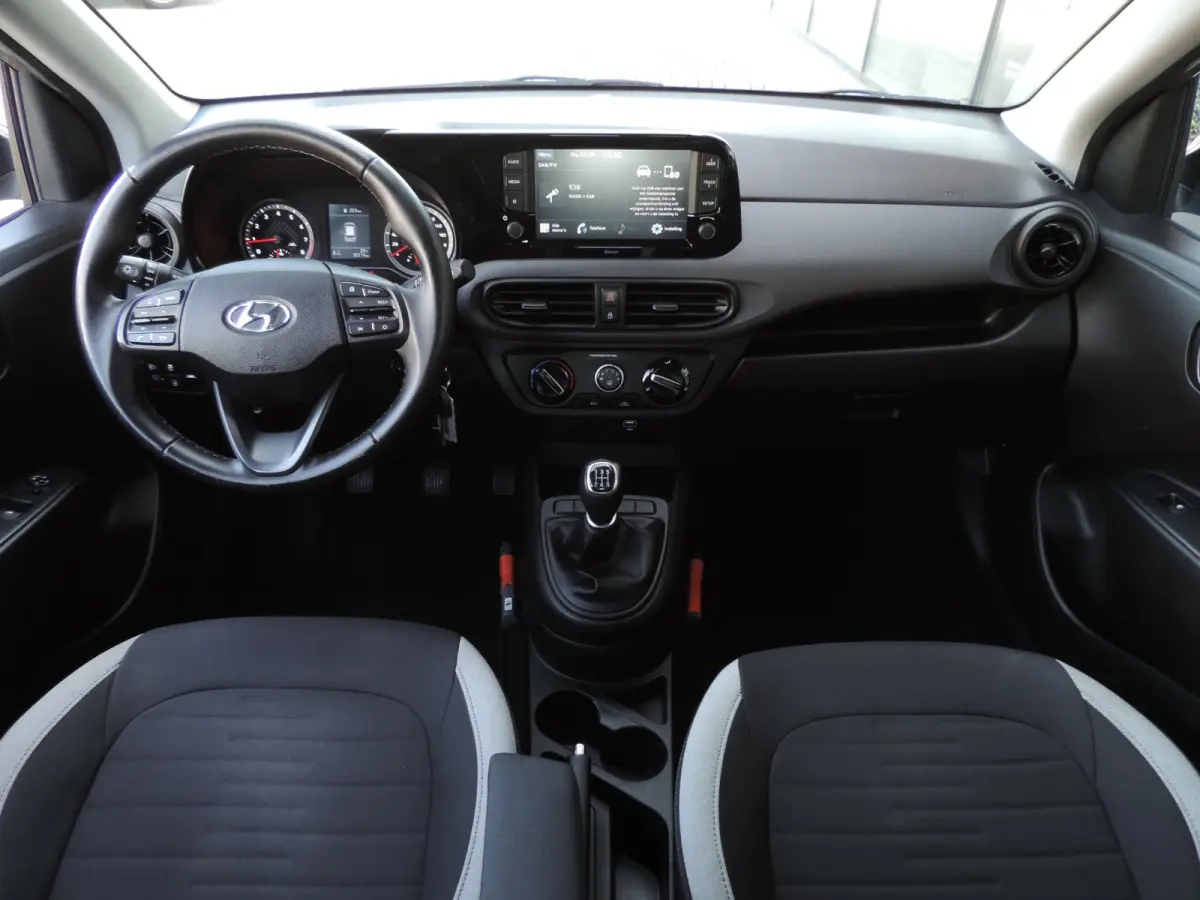 1.0 Comfort 35.000km | 1e Eig | Cruise contr | Bluetooth | DAB | CarPlay | Airco