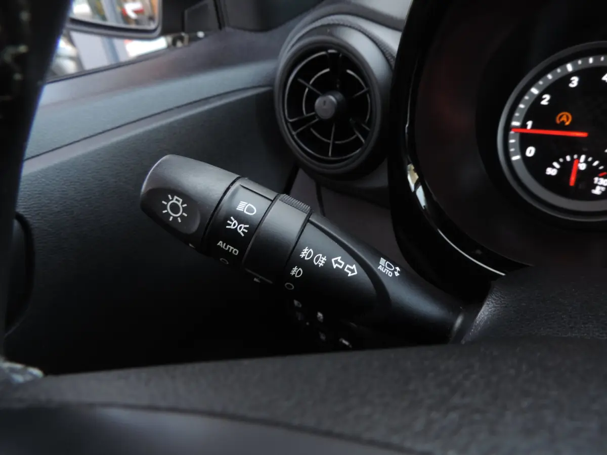 1.0 Comfort 35.000km | 1e Eig | Cruise contr | Bluetooth | DAB | CarPlay | Airco