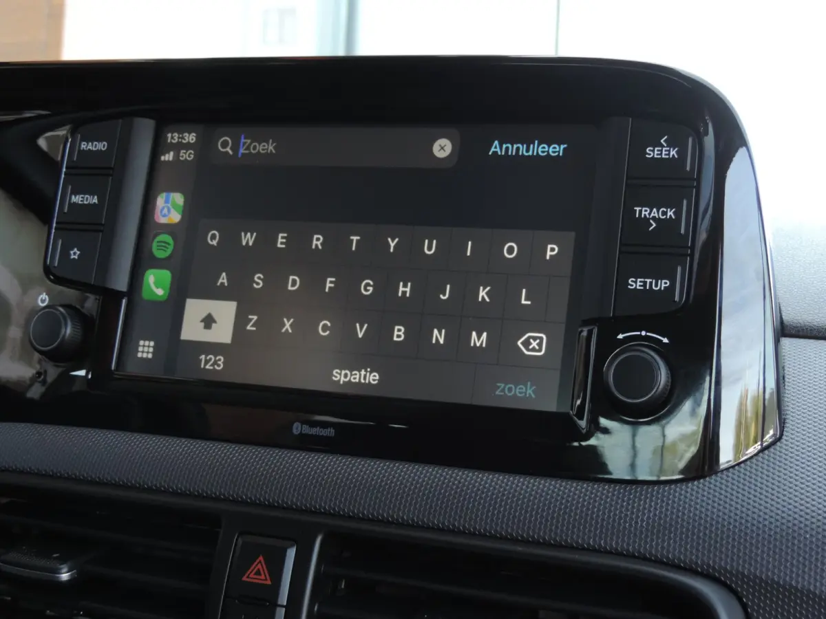 1.0 Comfort 35.000km | 1e Eig | Cruise contr | Bluetooth | DAB | CarPlay | Airco