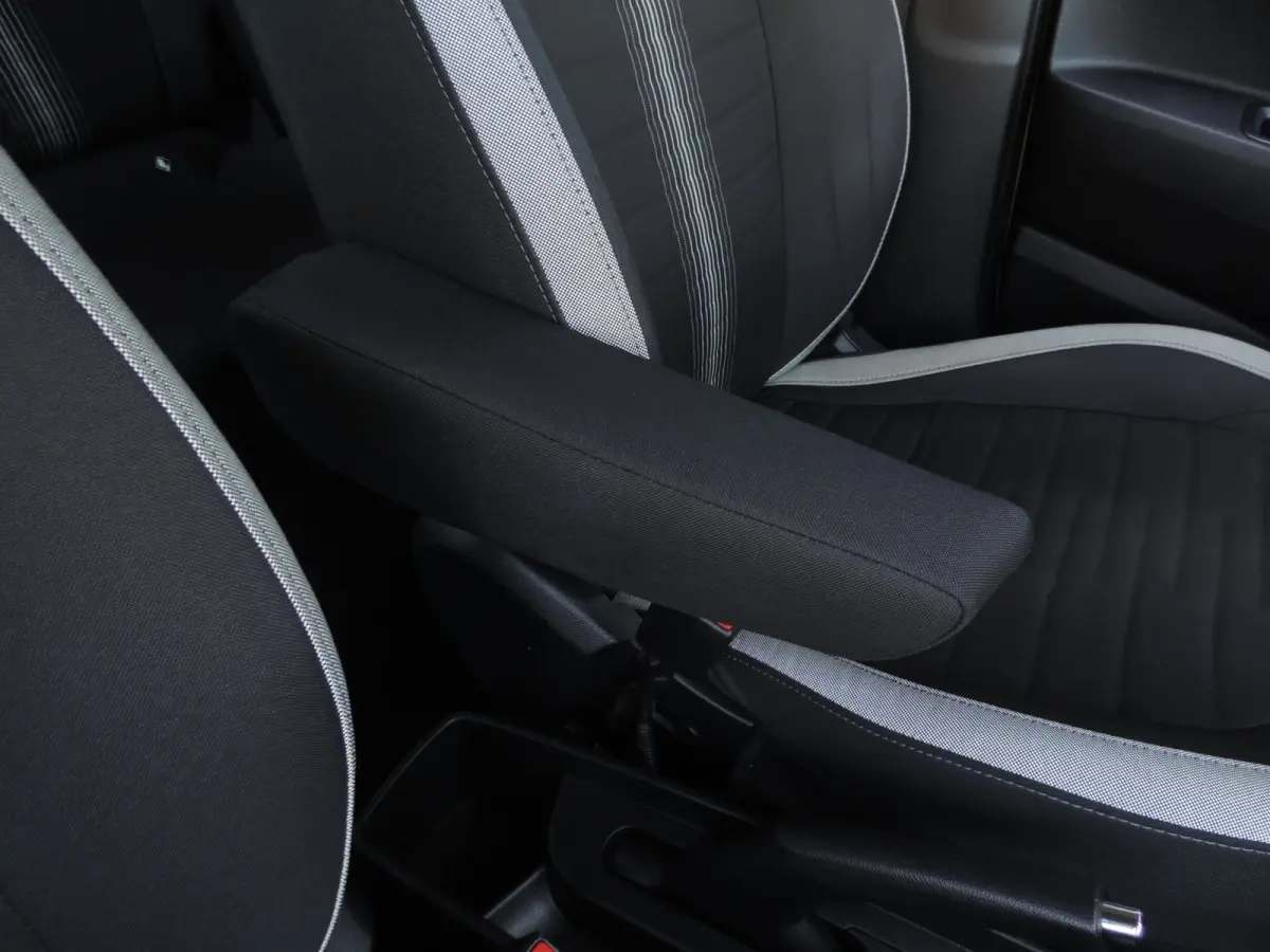 1.0 Comfort 35.000km | 1e Eig | Cruise contr | Bluetooth | DAB | CarPlay | Airco