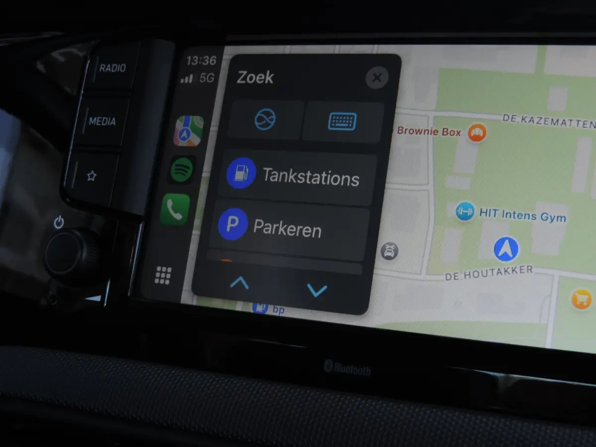 1.0 Comfort 35.000km | 1e Eig | Cruise contr | Bluetooth | DAB | CarPlay | Airco