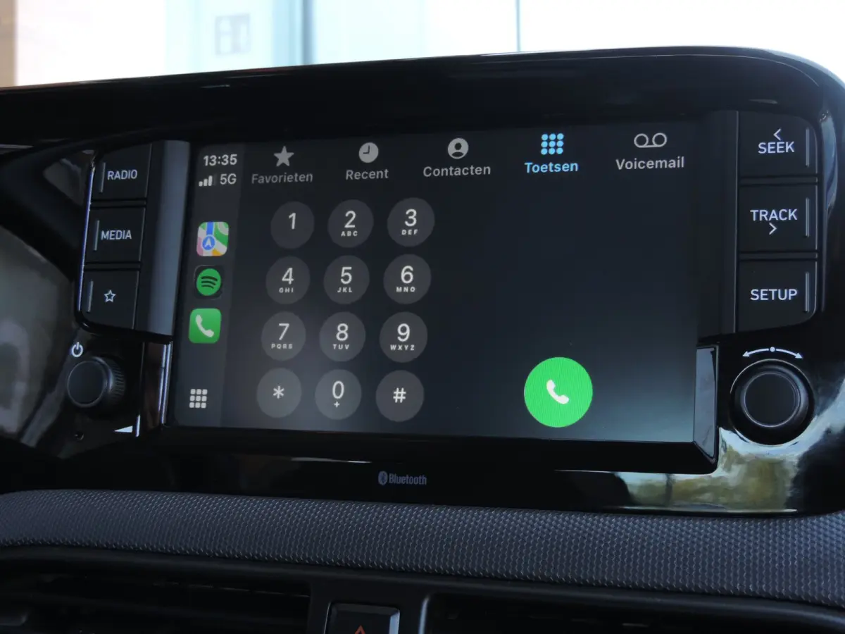 1.0 Comfort 35.000km | 1e Eig | Cruise contr | Bluetooth | DAB | CarPlay | Airco