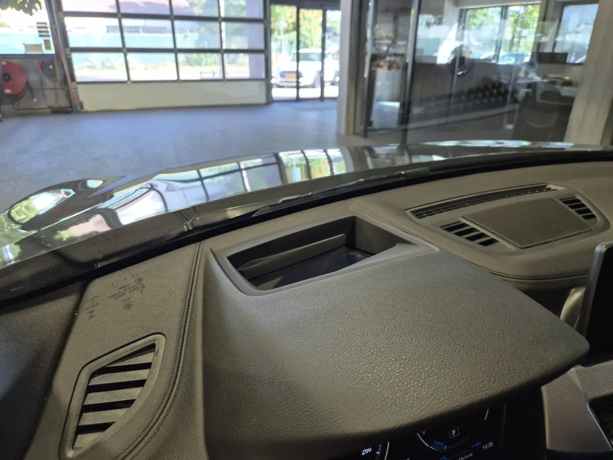 xDrive25e High Executive M-Sport | Panorama | 19" | HUD | Trekhaak | Camera | Stoelverwarming