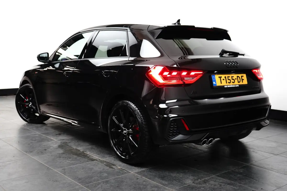 40 TFSI S Line edition one 3x S-Line | Automaat | Airco | Black Pack | Camera | LED | LMV 17" | PDC V&A | Stoelverwarming |