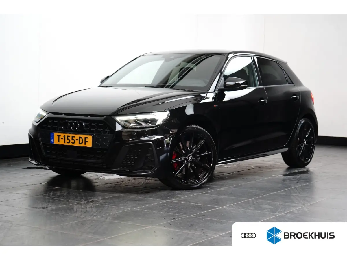 40 TFSI S Line edition one 3x S-Line | Automaat | Airco | Black Pack | Camera | LED | LMV 17" | PDC V&A | Stoelverwarming |