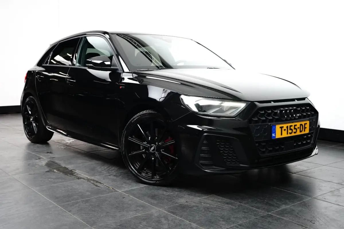 40 TFSI S Line edition one 3x S-Line | Automaat | Airco | Black Pack | Camera | LED | LMV 17" | PDC V&A | Stoelverwarming |