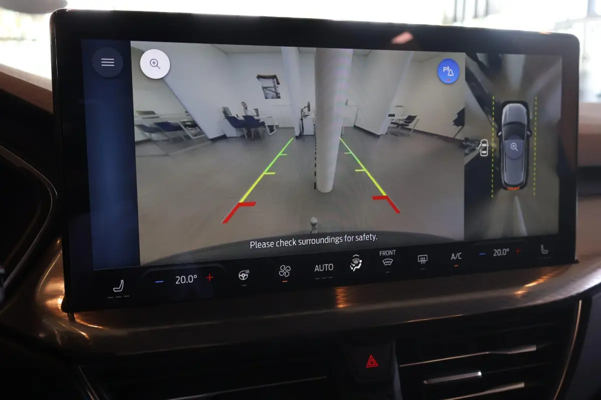 2.5 PHEV Titanium | Voorraad! | Elektrische Trekhaak | Adaptive Cruise | 360 camera | all Season banden | Winterpack | Blind Spot |