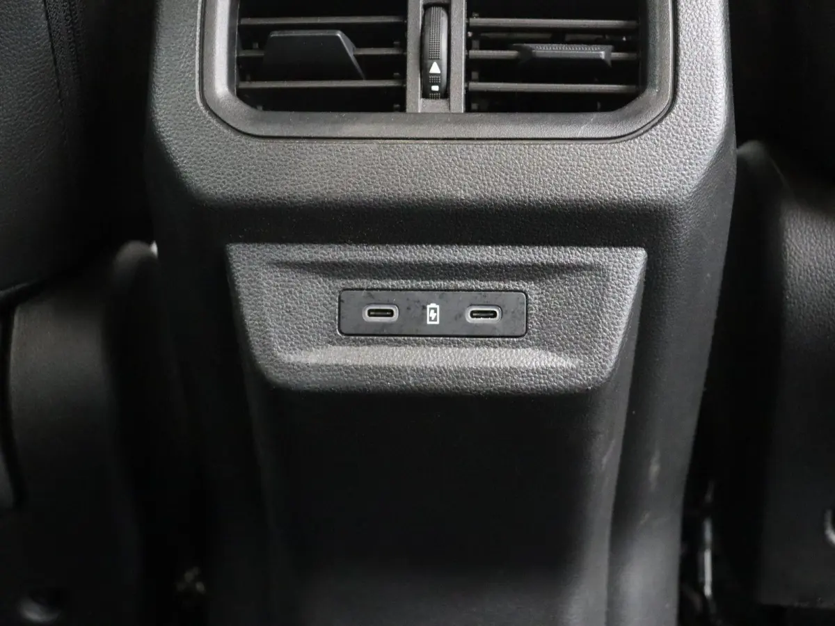 E-Tech full hybrid 200 esprit Alpine 7p. | Elektrische achterklep | 4Control | Adaptieve cruise control | Achteruitrijcamera |
