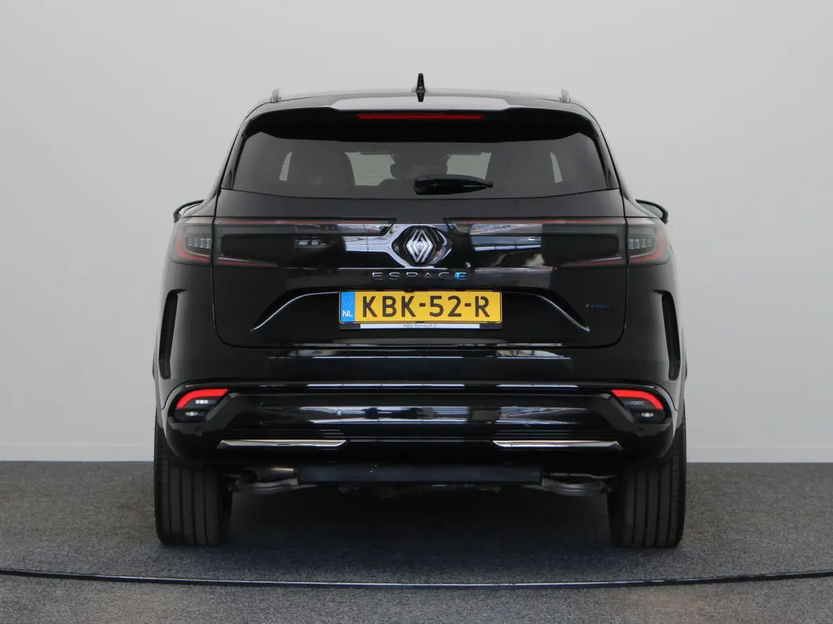 E-Tech full hybrid 200 esprit Alpine 7p. | Elektrische achterklep | 4Control | Adaptieve cruise control | Achteruitrijcamera |