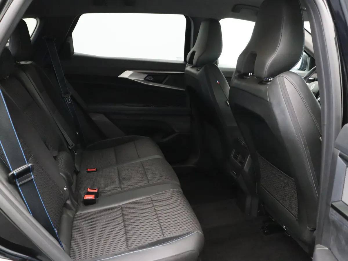 E-Tech full hybrid 200 esprit Alpine 7p. | Elektrische achterklep | 4Control | Adaptieve cruise control | Achteruitrijcamera |