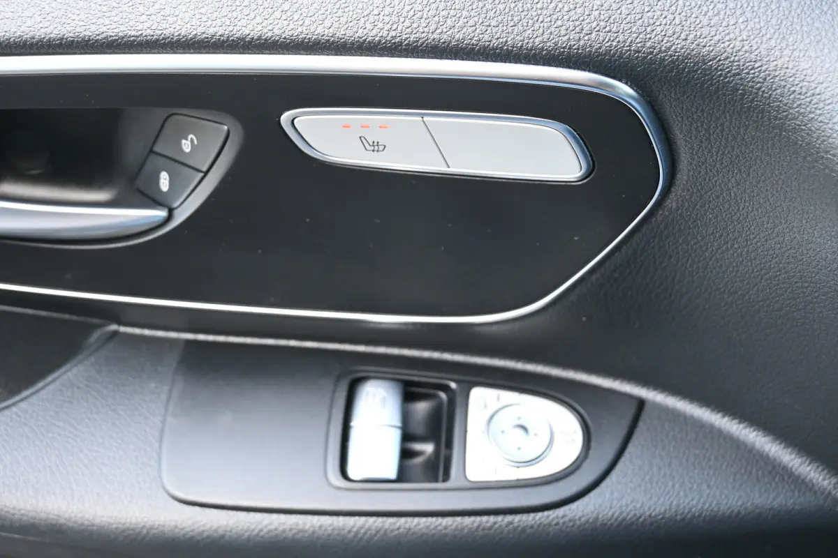 119 CDI L2 LED, Distronic, Climate control, Navigatie