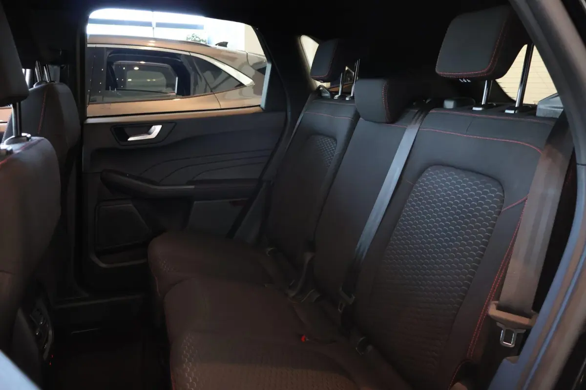 2.5 PHEV ST-Line | Voorraad! | Elektrische Trekhaak | All Season banden | Winterpack | Camera | Cruise Control | Blind Spot |