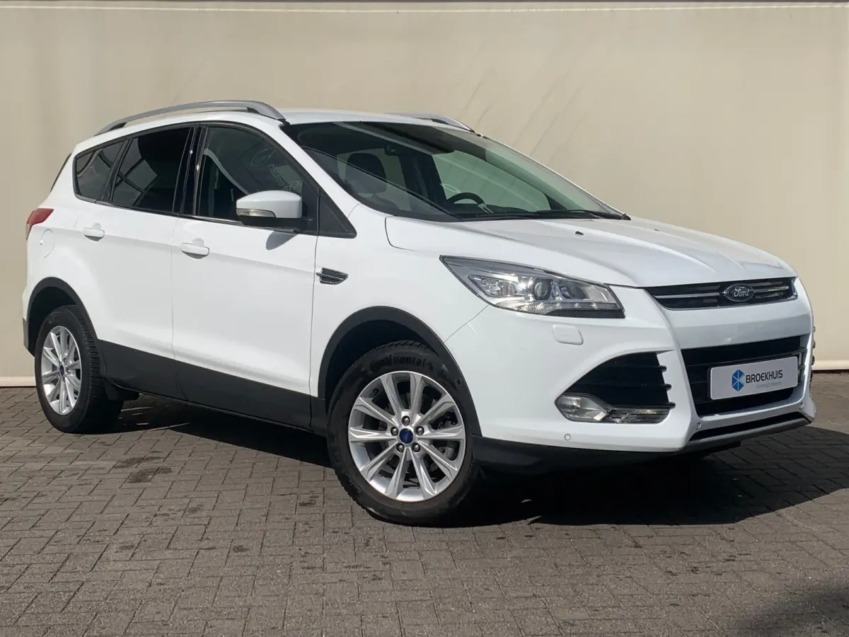 1.5 Titanium Styling Pack Airco | Camera | Cruise Control | DAB | Keyless | LMV 17" | Navi | PDC V&A | Trekhaak |