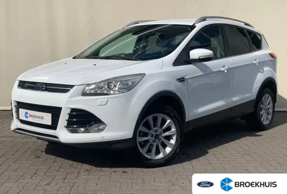 1.5 Titanium Styling Pack Airco | Camera | Cruise Control | DAB | Keyless | LMV 17" | Navi | PDC V&A | Trekhaak |