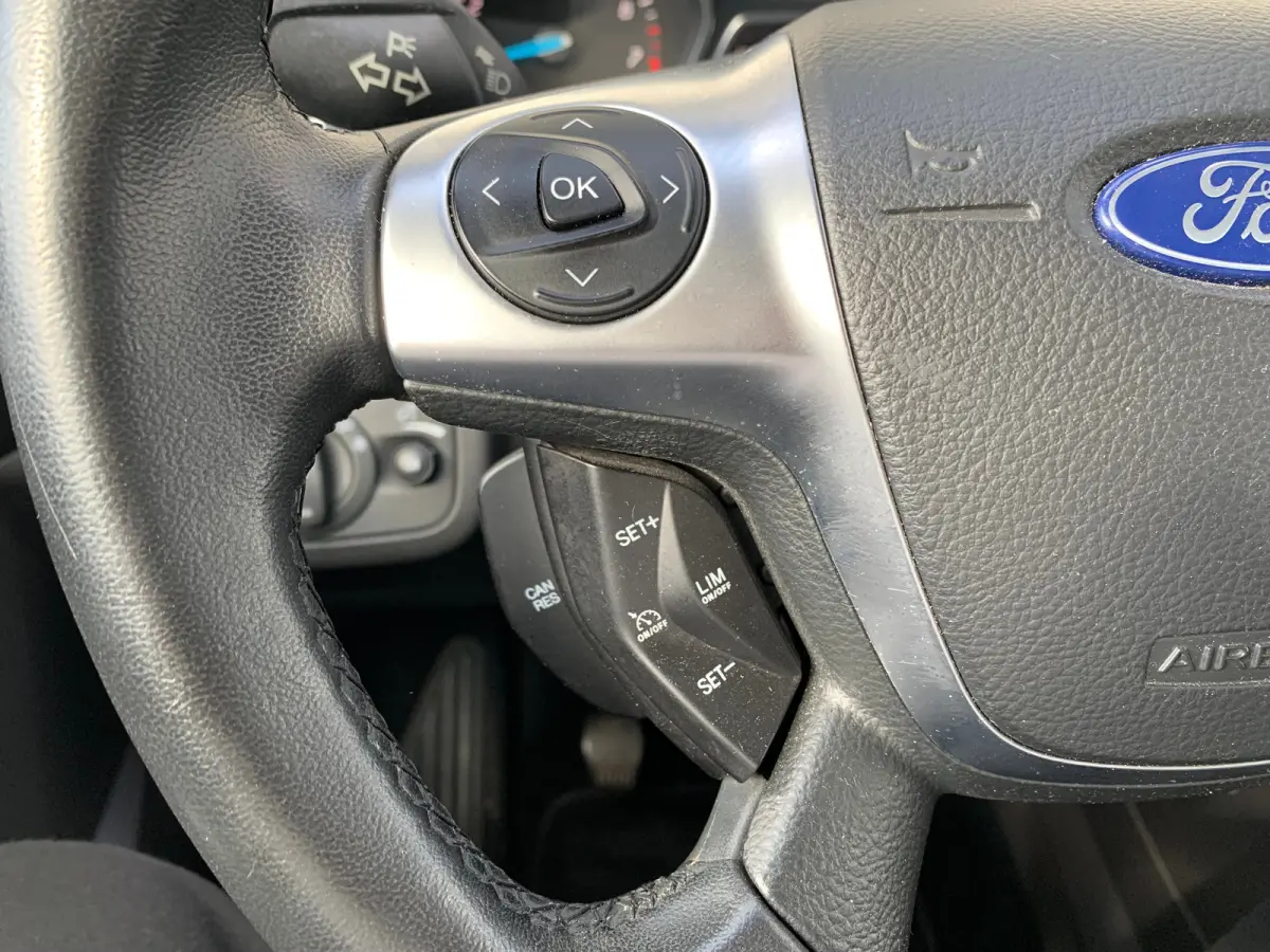 1.5 Titanium Styling Pack Airco | Camera | Cruise Control | DAB | Keyless | LMV 17" | Navi | PDC V&A | Trekhaak |