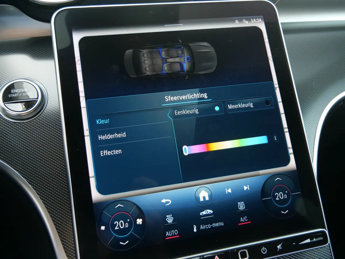 180 Luxury Line 170 Pk Automaat Navi / DAB / Apple Carplay / Camera / Leer