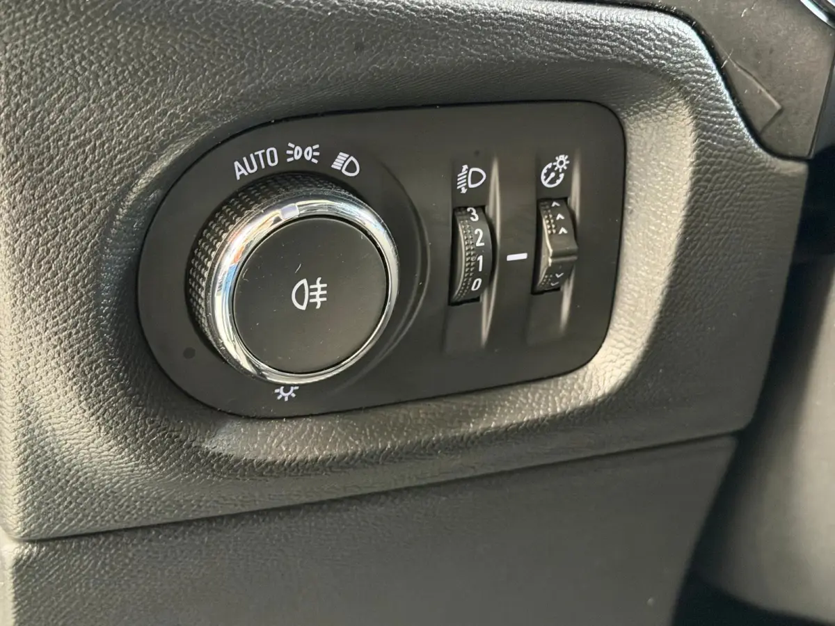 1.2 Turbo Hybrid GS Automaat, Camera, Cruisecontrol, Stuur/stoelverwarming, 1 jaar bovag garantie