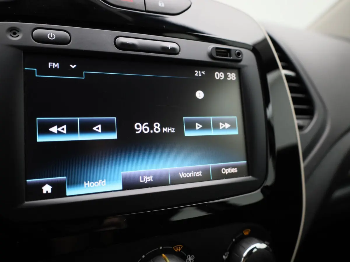 0.9 TCe Limited | Airconditioning | Stoelverwarming | Parkeersensoren |