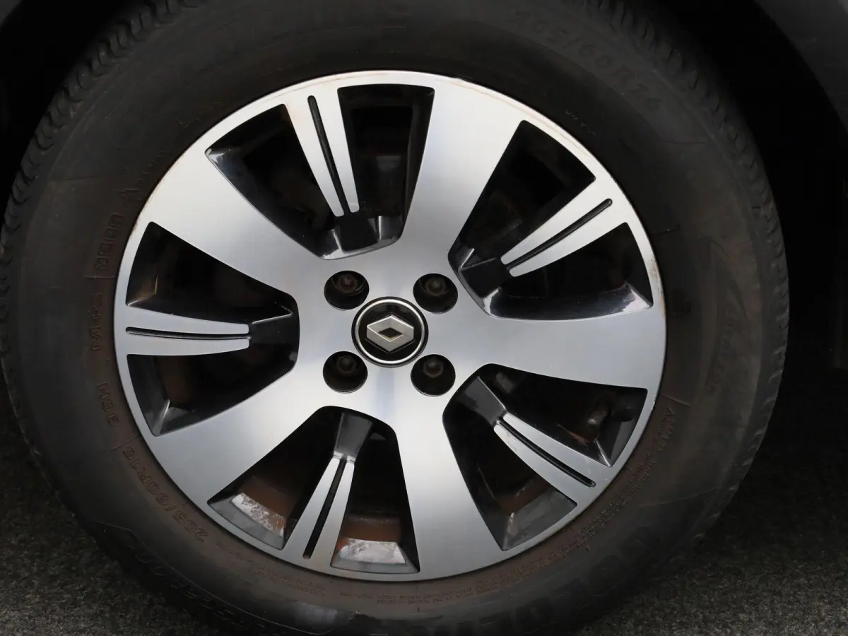 0.9 TCe Limited | Airconditioning | Stoelverwarming | Parkeersensoren |