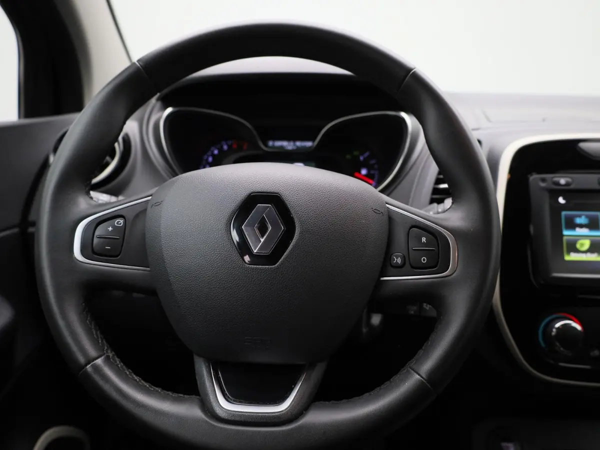 0.9 TCe Limited | Airconditioning | Stoelverwarming | Parkeersensoren |