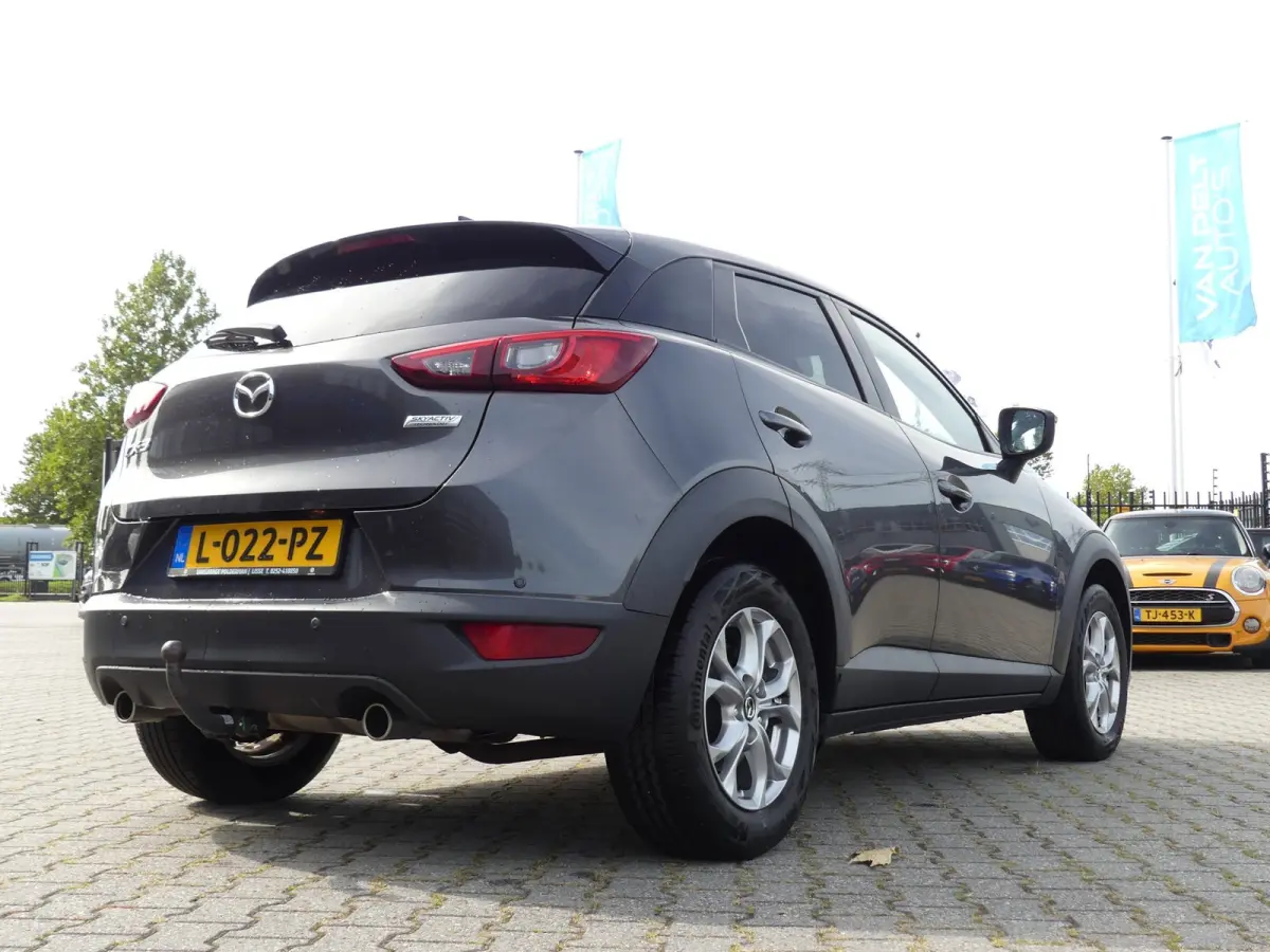 2.0 SkyActiv-G 120pk Dynamic / Trekhaak / Stoelverwarming