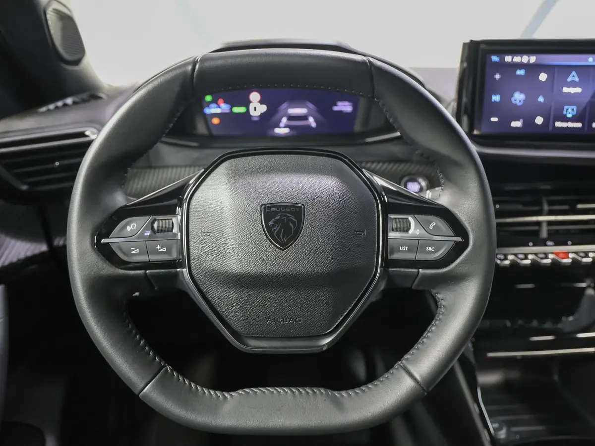 Allure 50kWh | Accu 100%| Navigatie | 1ste eigenaar | AppleCarplay/Android Auto | Armsteun | 17"LMV | AUTOMAAT | Keyless | Cruise Control | Climate Control | FULL LED | Isofix | Parkeersenso