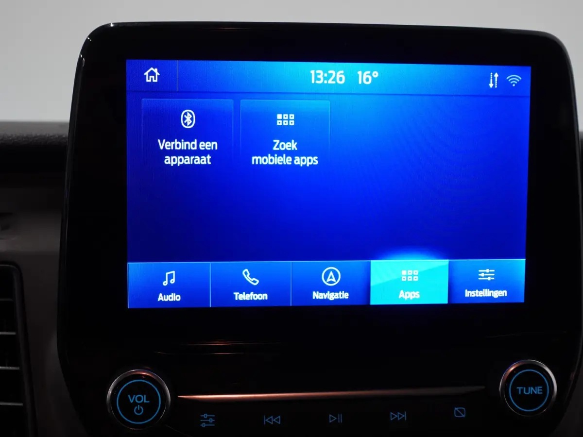 300 2.0 TDCI L2H1 Dubbele Cabine Trend Automaat Airco Navi Cruise Parkeersensoren Camera Trekhaak Carplay