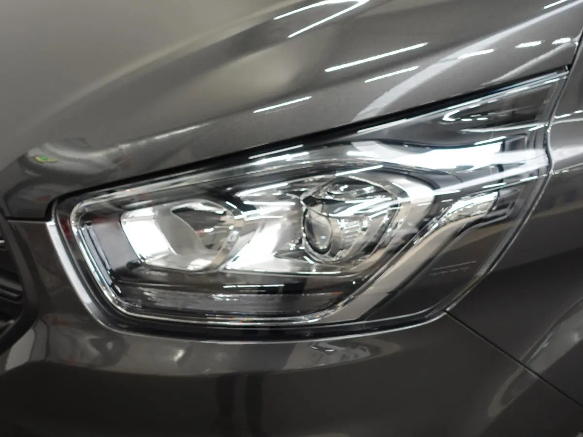 300 2.0 TDCI L2H1 Dubbele Cabine Trend Automaat Airco Navi Cruise Parkeersensoren Camera Trekhaak Carplay