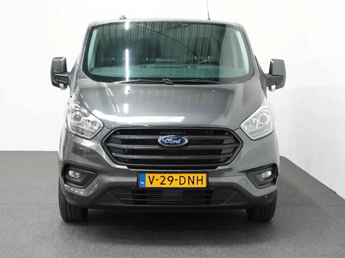 300 2.0 TDCI L2H1 Dubbele Cabine Trend Automaat Airco Navi Cruise Parkeersensoren Camera Trekhaak Carplay