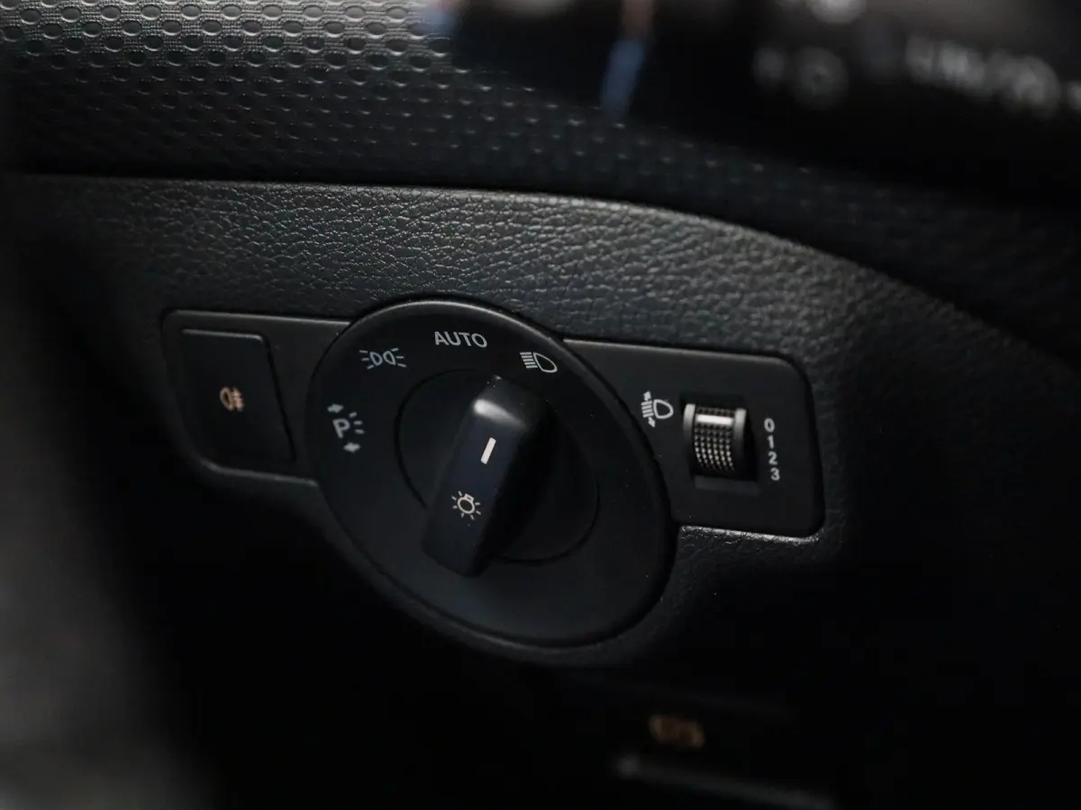 160 Sport Edition | Cruise Control | Navigatie | Bluetooth |